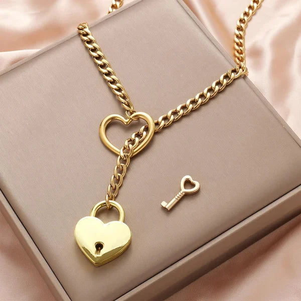 Heartlock Amour Necklace – Symboliek van Liefde en Verbinding