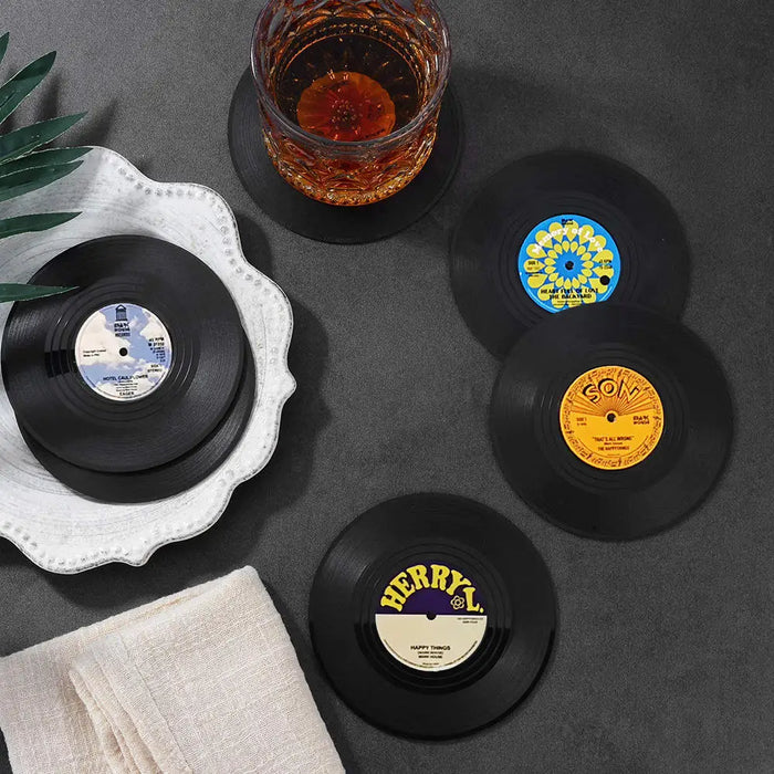 Retro Vinyl Coasters Set - Bescherm uw Meubels met Muzikale Stijl