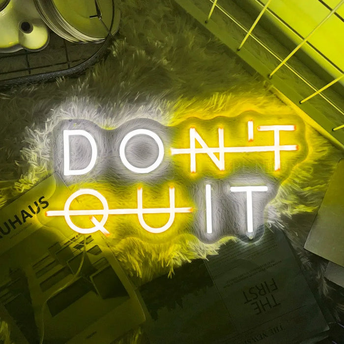 Inspirerende Neon Sign - "DON'T QUIT" Verlichting